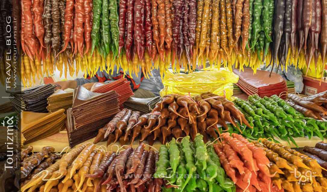 چورچخلا ارمنی نوغی شیرینی باسلق مانند