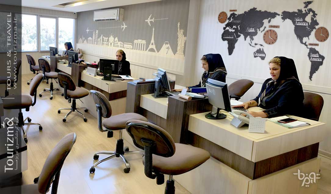 تیم فروش و پشتیبانی توریزما